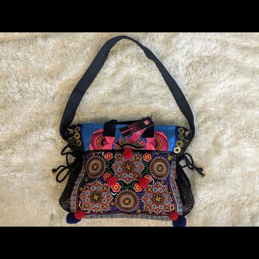 Miya Embroidered shoulder bag